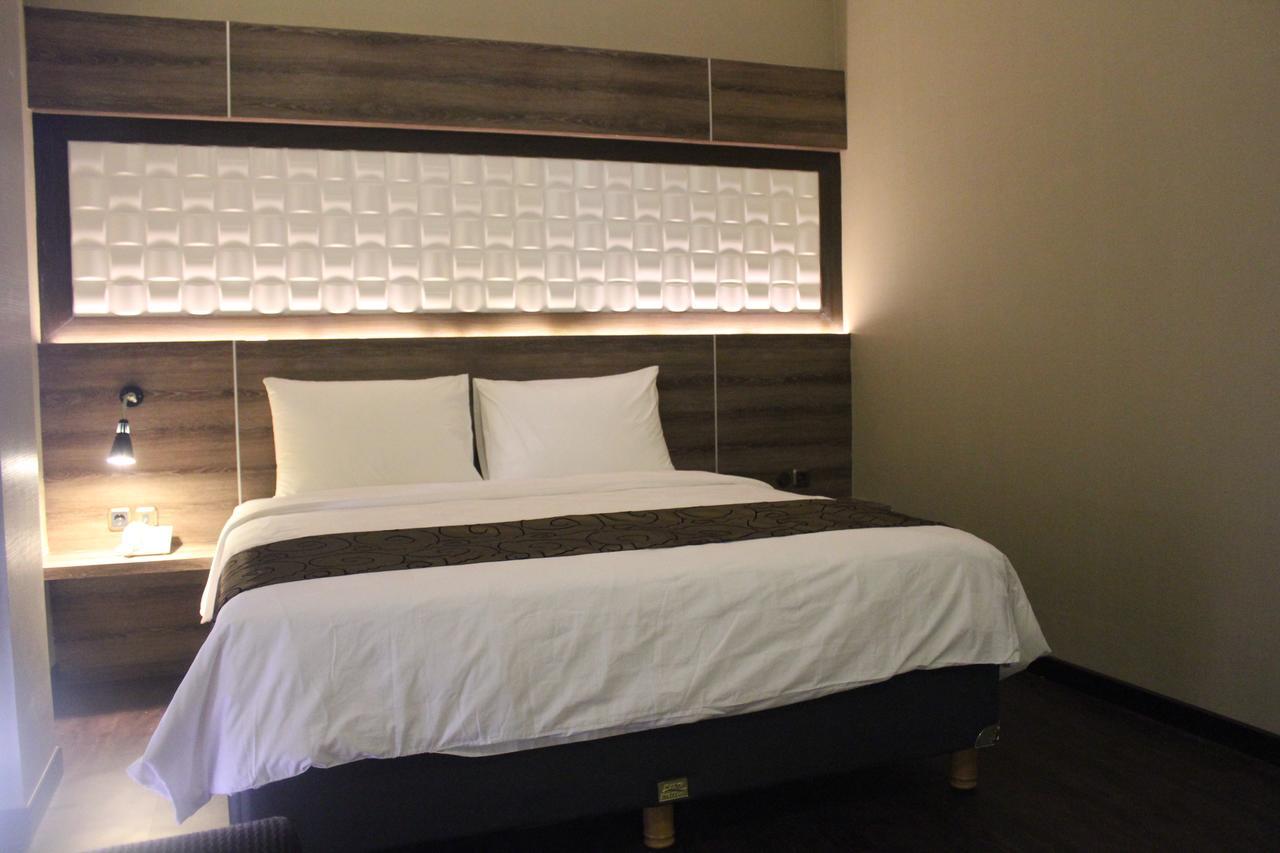 Fontana Hotel Jakarta Kültér fotó